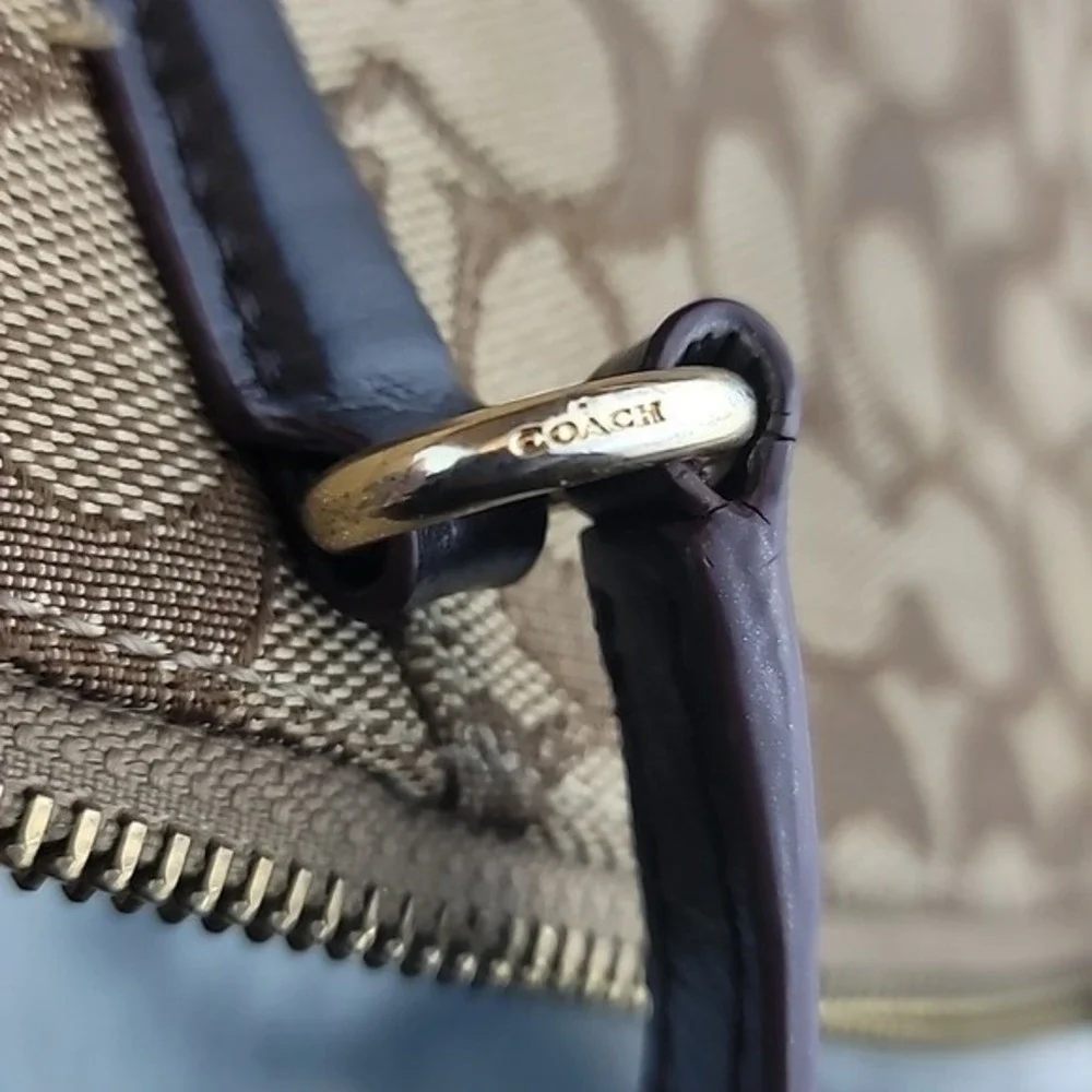Coach Signature Kelsey Crossbody‎ Bag